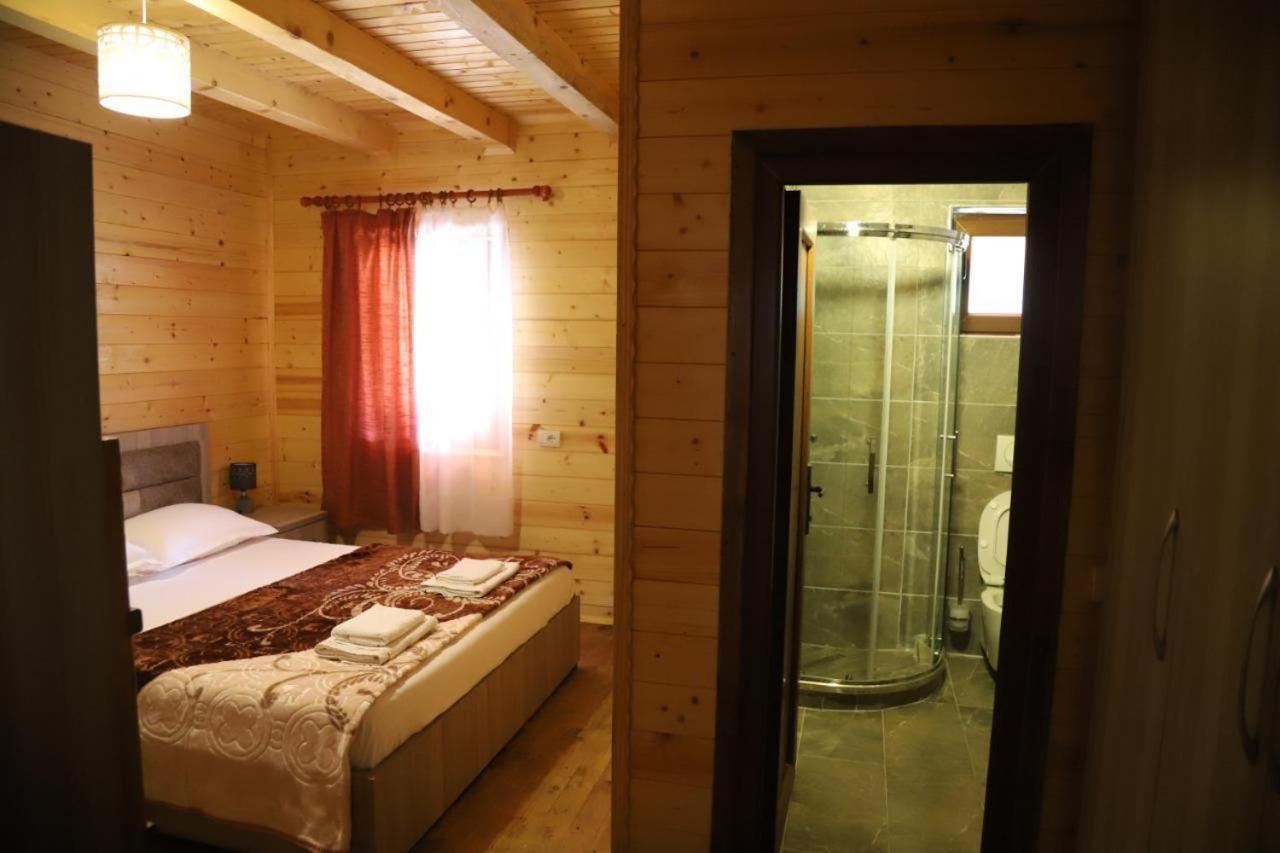 Bujtina Malaj Hotel Valbone Buitenkant foto